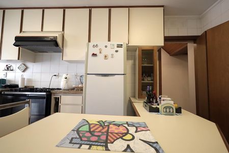 Apartamento à venda com 140m², 3 quartos e 2 vagasCozinha