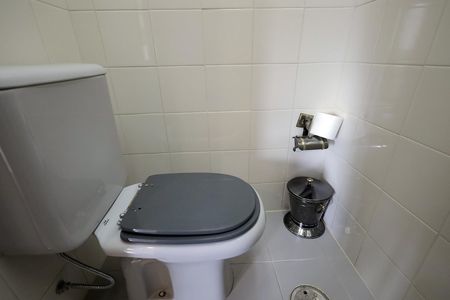 Apartamento à venda com 140m², 3 quartos e 2 vagasBanheiro 1