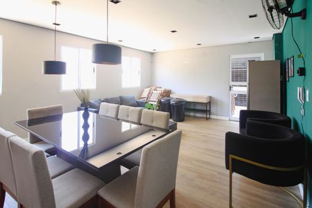 Apartamento à venda com 31m², 2 quartos e sem vagaÁrea comum - Salão de festas