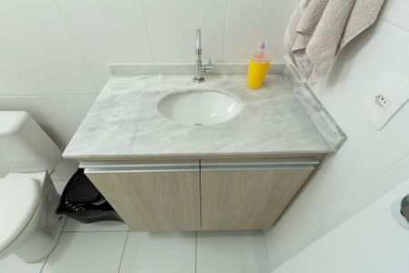 Apartamento para alugar com 67m², 2 quartos e 2 vagasBanheiro Social