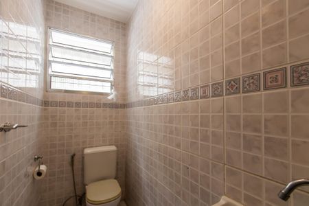 Casa à venda com 98m², 4 quartos e 2 vagasLavabo