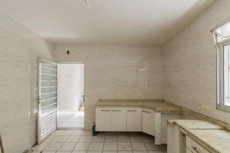 Casa à venda com 98m², 4 quartos e 2 vagasCozinha