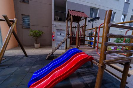 Apartamento à venda com 39m², 2 quartos e sem vagaÁrea comum - Playground
