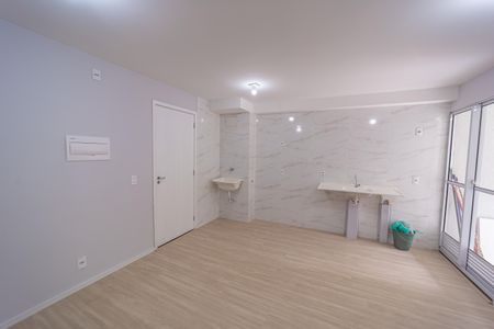 Apartamento à venda com 39m², 2 quartos e sem vagaSala/Cozinha e Área de Serviço