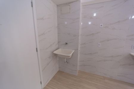 Apartamento à venda com 39m², 2 quartos e sem vagaSala/Cozinha e Área de Serviço