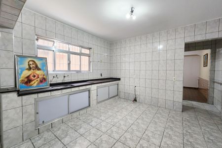 Casa à venda com 232m², 4 quartos e 2 vagasCozinha 
