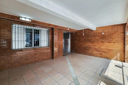 Casa à venda com 232m², 4 quartos e 2 vagasGaragem 