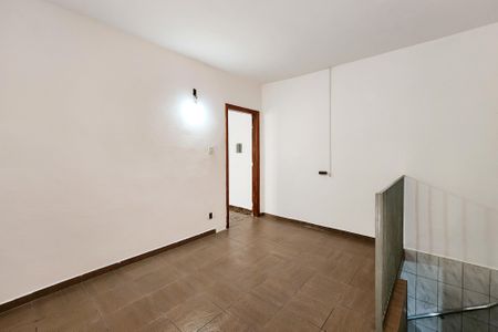 Casa à venda com 232m², 4 quartos e 2 vagasÁrea - Casa 2