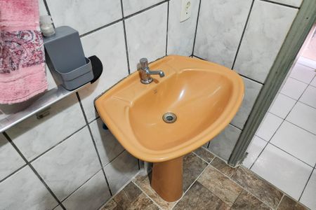 Casa à venda com 232m², 4 quartos e 2 vagasBanheiro 2 - Casa 2