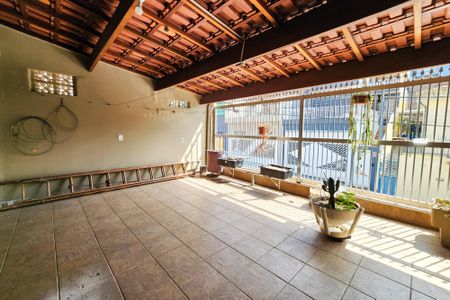 Casa à venda com 232m², 4 quartos e 2 vagasÁrea Gourmet 