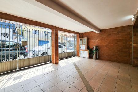 Casa à venda com 232m², 4 quartos e 2 vagasGaragem 