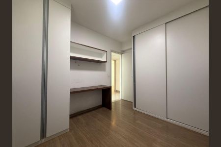 Apartamento à venda com 86m², 3 quartos e 2 vagas Apartamento à venda com 86m², 3 quartos e 2 vagasSuíte