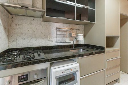 Apartamento para alugar com 130m², 3 quartos e 2 vagas Apartamento para alugar com 130m², 3 quartos e 2 vagasCozinha