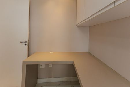 Apartamento para alugar com 130m², 3 quartos e 2 vagas Apartamento para alugar com 130m², 3 quartos e 2 vagasQuarto 1