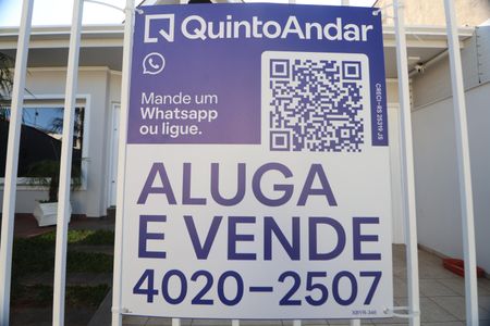 Casa à venda com 230m², 3 quartos e 4 vagasQr Code