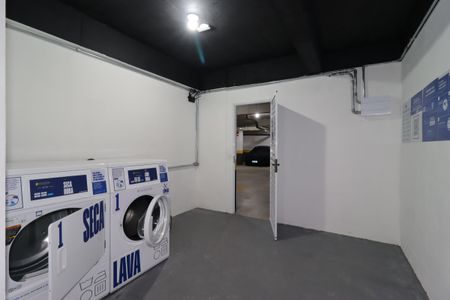 Área Comum - Lavanderia de apartamento para alugar com 2 quartos, 47m² em Campestre, Santo André