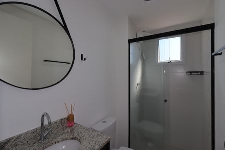 Banheiro de apartamento para alugar com 2 quartos, 47m² em Campestre, Santo André