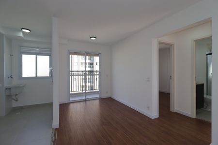 Sala de apartamento para alugar com 2 quartos, 47m² em Campestre, Santo André