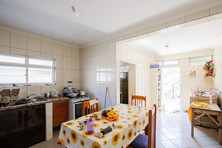 Casa à venda com 200m², 4 quartos e 2 vagasCozinha