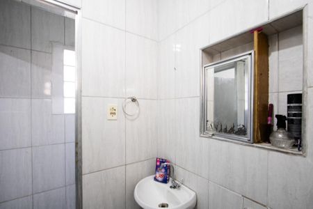 Casa à venda com 200m², 4 quartos e 2 vagasBanheiro