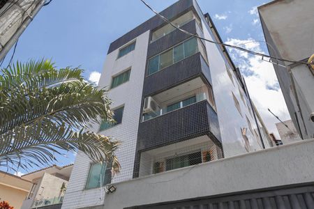 Apartamento para alugar com 115m², 3 quartos e 1 vaga Apartamento para alugar com 115m², 3 quartos e 1 vagaFachada