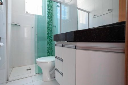 Apartamento para alugar com 115m², 3 quartos e 1 vaga Apartamento para alugar com 115m², 3 quartos e 1 vagaBanheiro social