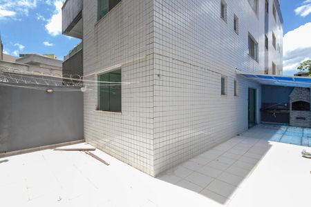 Apartamento para alugar com 115m², 3 quartos e 1 vaga Apartamento para alugar com 115m², 3 quartos e 1 vagaÁrea privativa