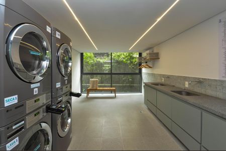 Apartamento para alugar com 82m², 2 quartos e 1 vagaÁrea Comum - Lavanderia