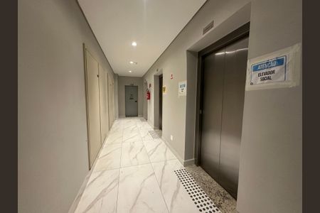 Apartamento à venda com 89m², 3 quartos e 2 vagas Apartamento à venda com 89m², 3 quartos e 2 vagasHall de entrada