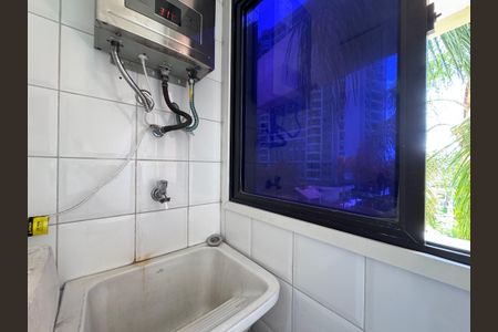 Apartamento à venda com 110m², 3 quartos e 1 vaga Apartamento à venda com 110m², 3 quartos e 1 vagaCozinha e Área de Serviço