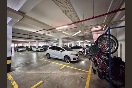 Apartamento à venda com 110m², 3 quartos e 1 vaga Apartamento à venda com 110m², 3 quartos e 1 vagaÁrea comum