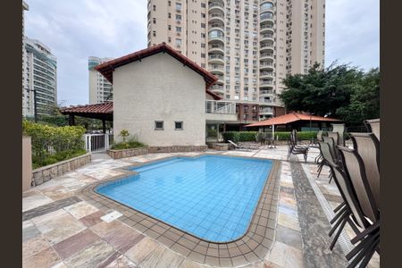 Apartamento à venda com 110m², 3 quartos e 1 vaga Apartamento à venda com 110m², 3 quartos e 1 vagaÁrea comum