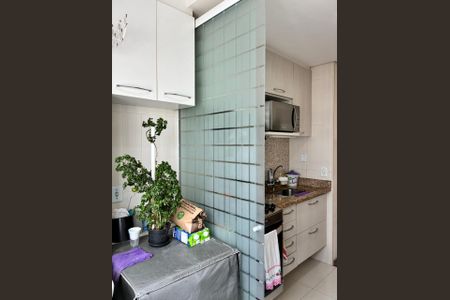 Apartamento à venda com 46m², 2 quartos e 1 vaga Apartamento à venda com 46m², 2 quartos e 1 vagaÁrea de Serviço