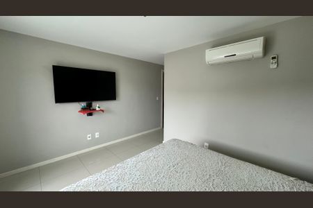 Casa de condomínio para alugar com 450m², 4 quartos e 2 vagasQuarto 2