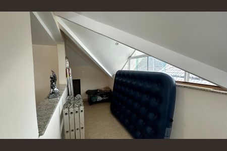 Casa de condomínio para alugar com 450m², 4 quartos e 2 vagasSótão 