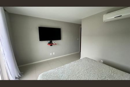 Casa de condomínio para alugar com 450m², 4 quartos e 2 vagasQuarto 2