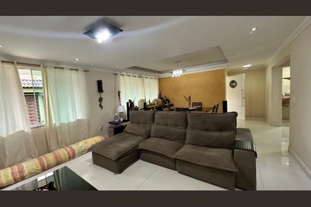 Sala de casa de condomínio à venda com 4 quartos, 450m² em Vargem Grande, Rio de Janeiro