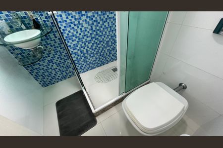 Casa de condomínio para alugar com 450m², 4 quartos e 2 vagasBanheiro quarto 4