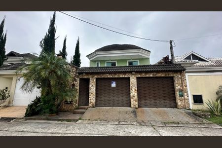 Casa de condomínio para alugar com 450m², 4 quartos e 2 vagasPlaquinha 