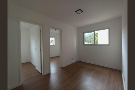 Sala/Cozinha de apartamento para alugar com 2 quartos, 38m² em Jardim Rincão, São Paulo