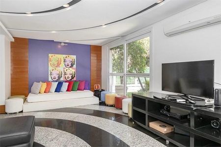 Apartamento à venda com 65m², 2 quartos e 2 vagasPiscina