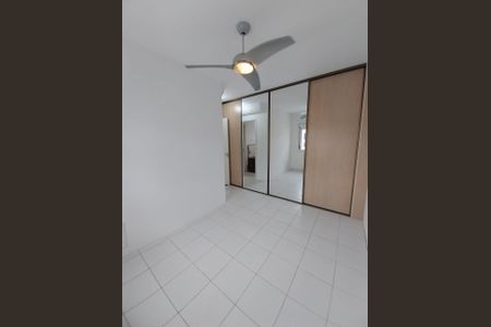 Apartamento à venda com 65m², 2 quartos e 2 vagasCorredor