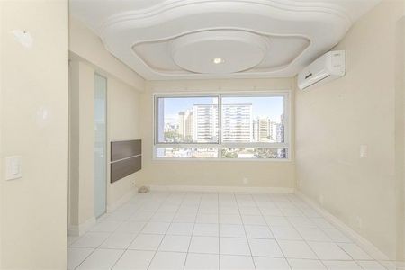 Apartamento à venda com 65m², 2 quartos e 2 vagasSala