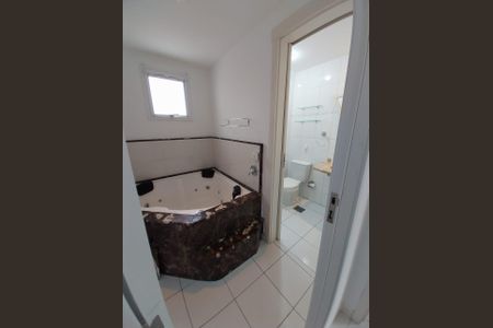 Apartamento à venda com 65m², 2 quartos e 2 vagasPiscina