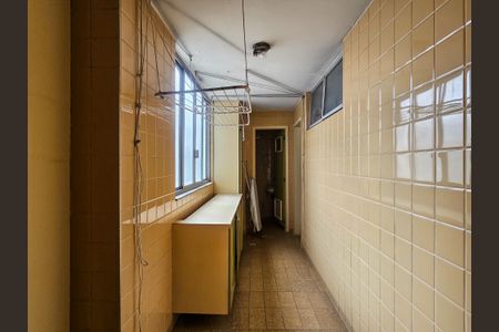 Apartamento à venda com 282m², 3 quartos e 1 vagaÁrea de Serviço