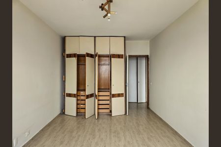 Apartamento à venda com 282m², 3 quartos e 1 vagaQuarto 1