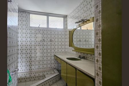 Apartamento à venda com 282m², 3 quartos e 1 vagaBanheiro da Suíte