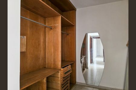 Apartamento à venda com 282m², 3 quartos e 1 vagaCloset da suíte