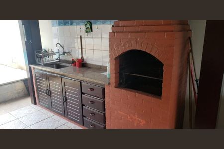 Casa à venda com 4 quartos, 200m² em Matapaca, Niterói