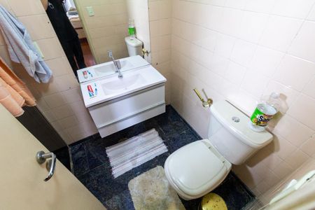 Apartamento para alugar com 58m², 2 quartos e 2 vagasBanheiro